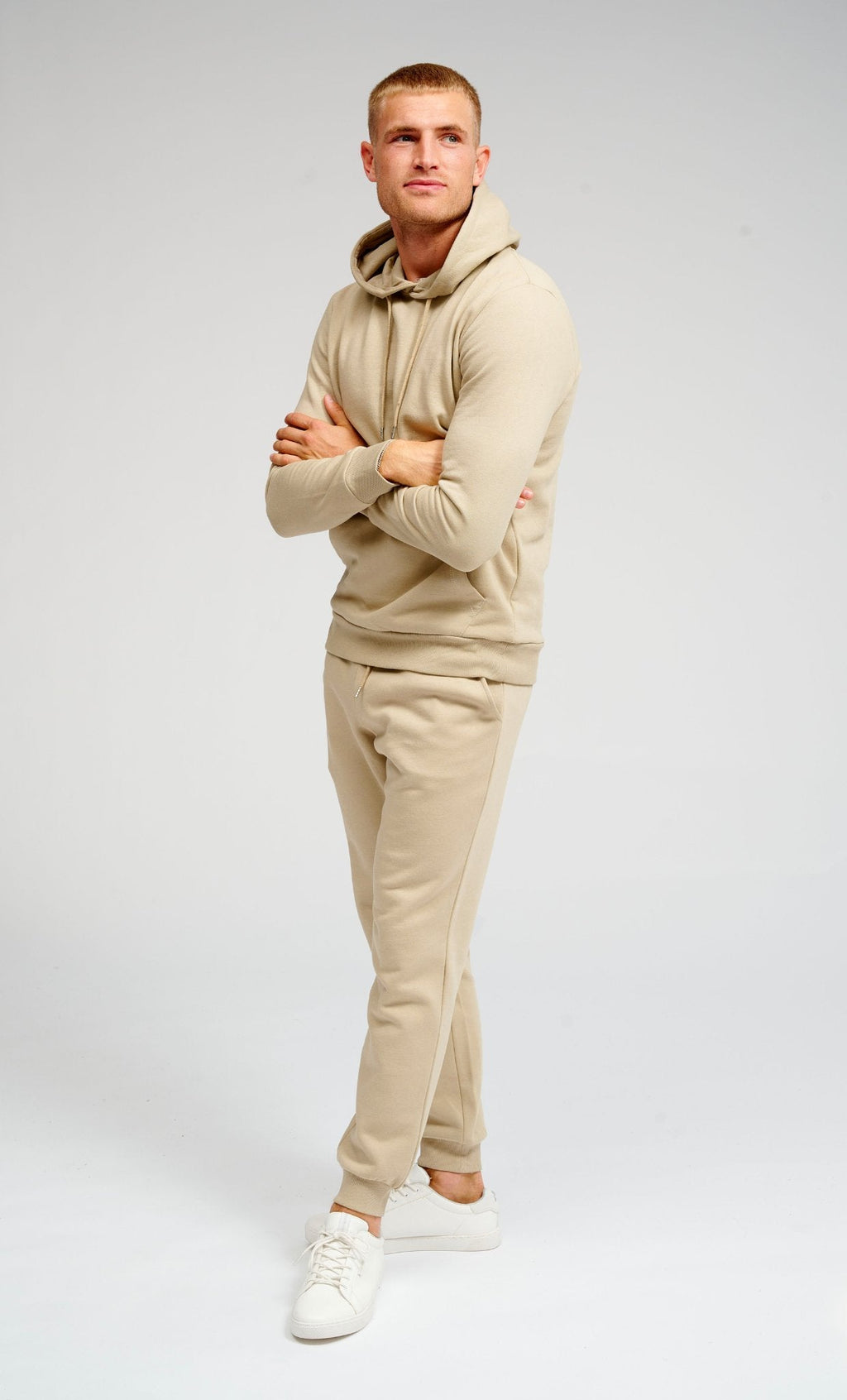 Basic Sweatsuit mit Hoodie (dunkles Beige) - Paketangebot