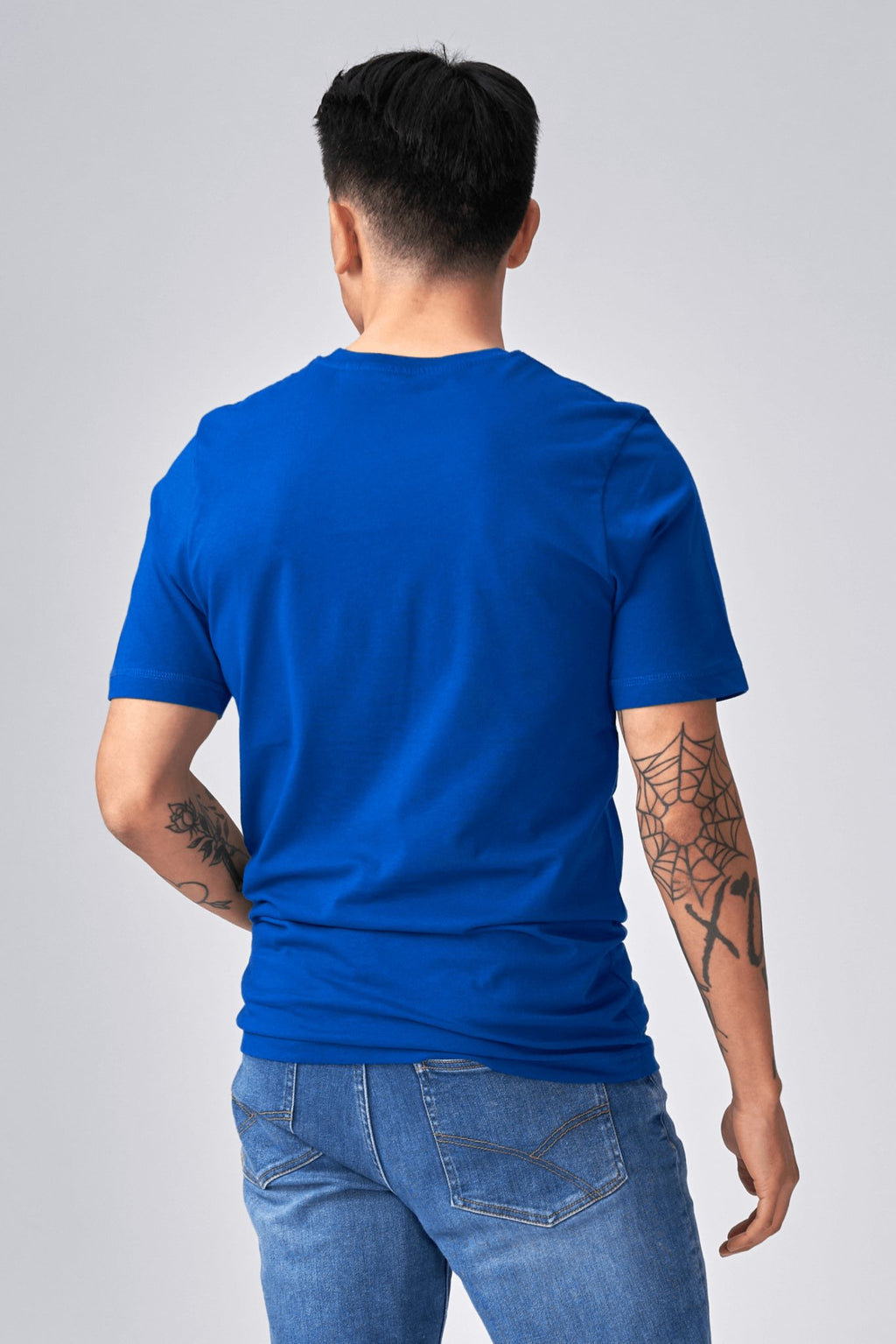 Basic T -Shirt - schwedisches Blau