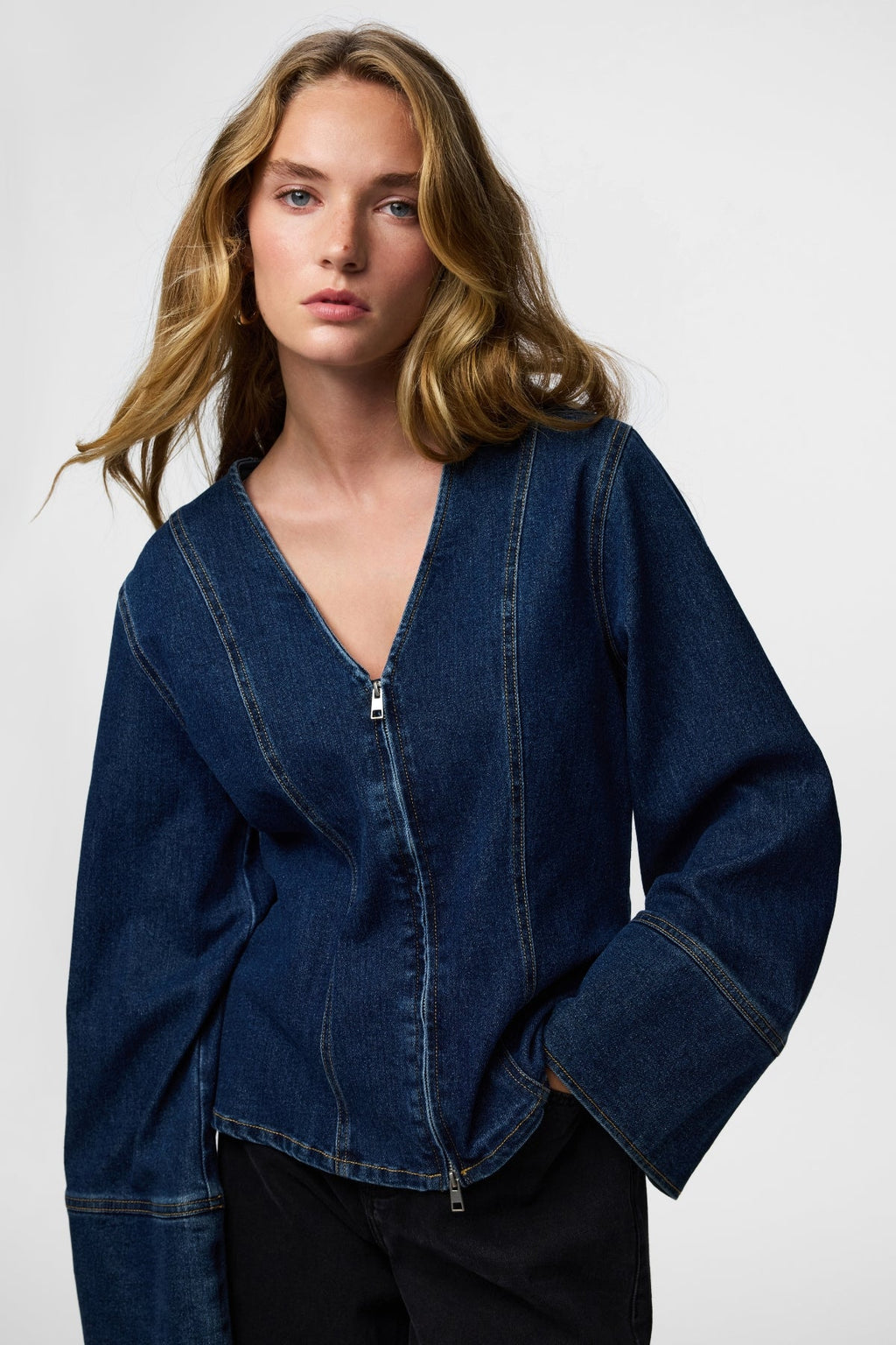 Flora Jeanshemd – Dunkelblauer Denim