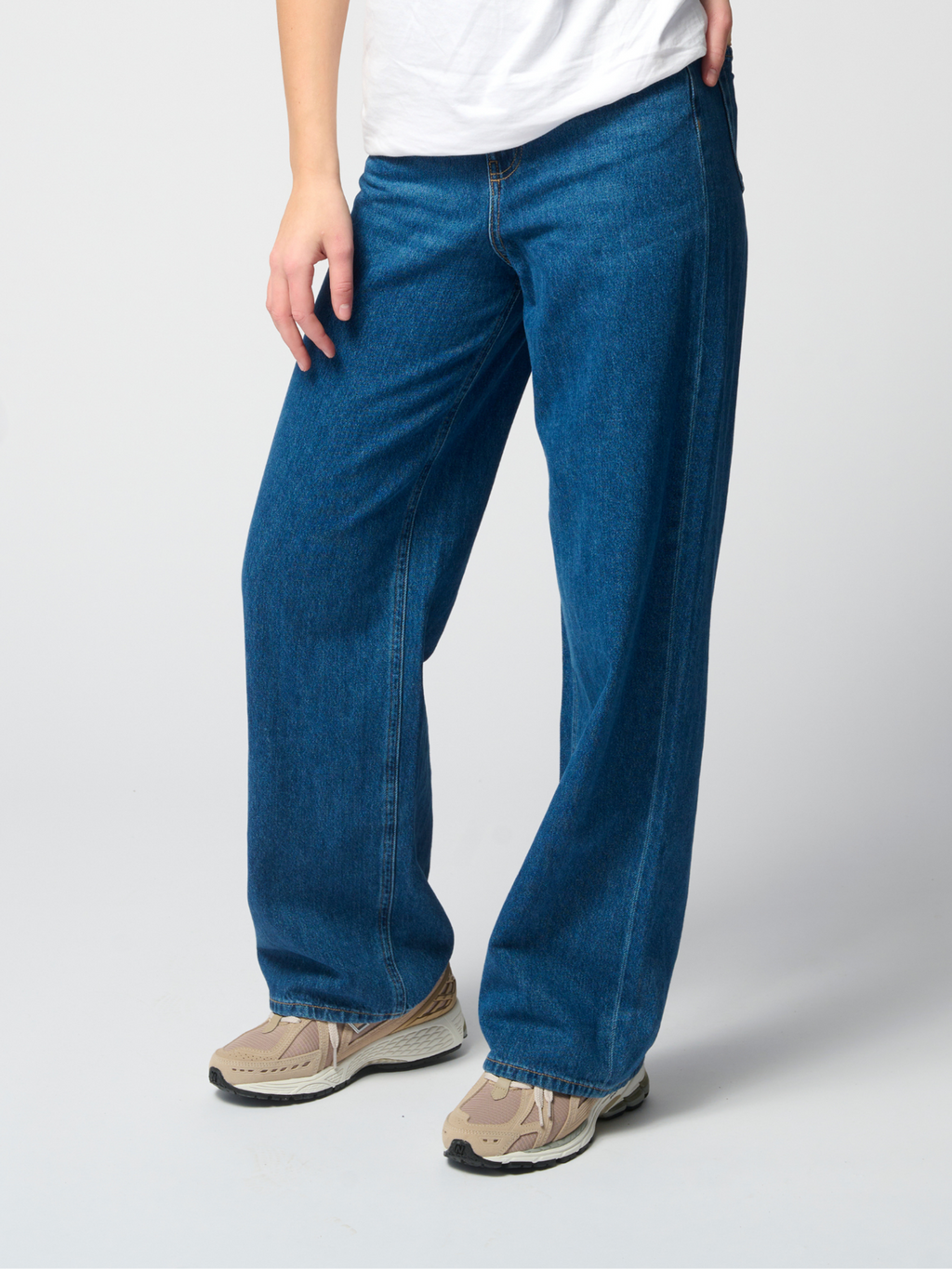 The Original Performance Weite Jeans - Mittelblauer Denim