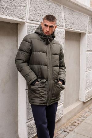 Lange Pufferjacke - Olive