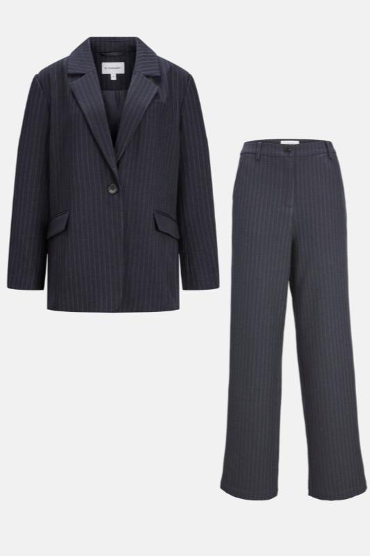Oversized Anzug (Navy Nadelstreifen) - Paketangebot