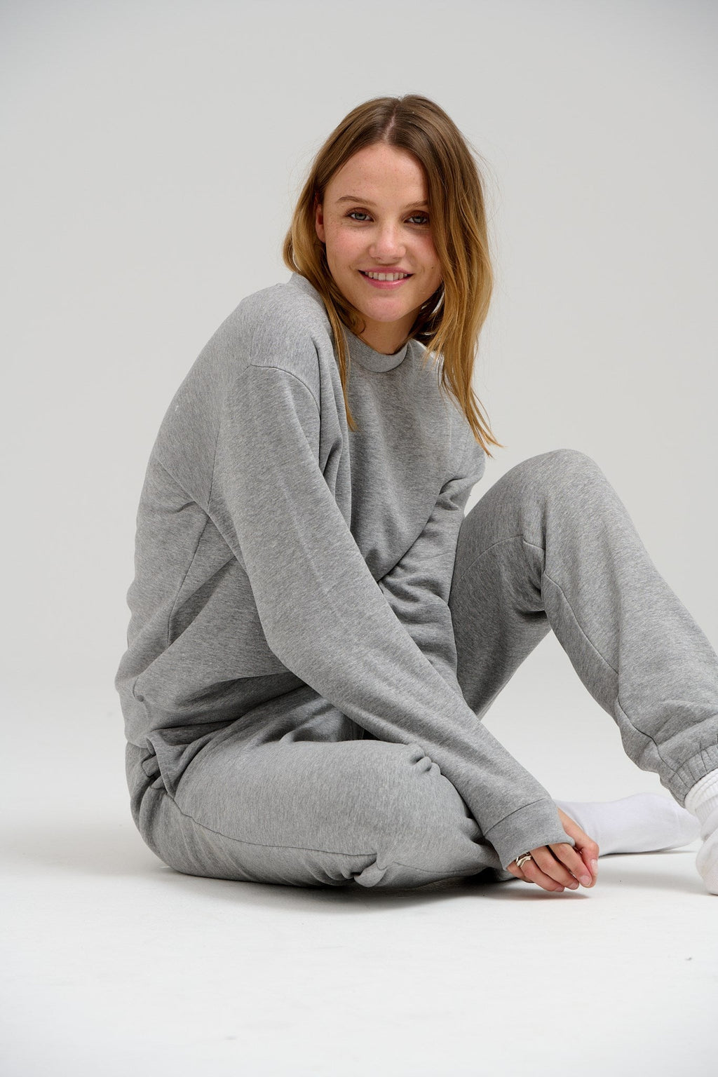 Basic Crewneck -Schweiß - hellgraue Melange