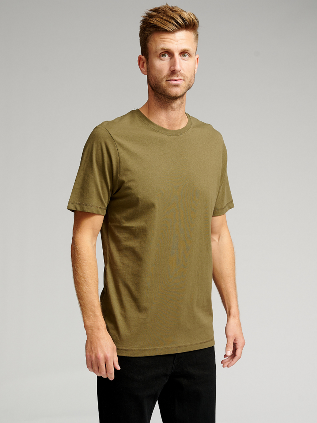 Basis T-shirt - Armee