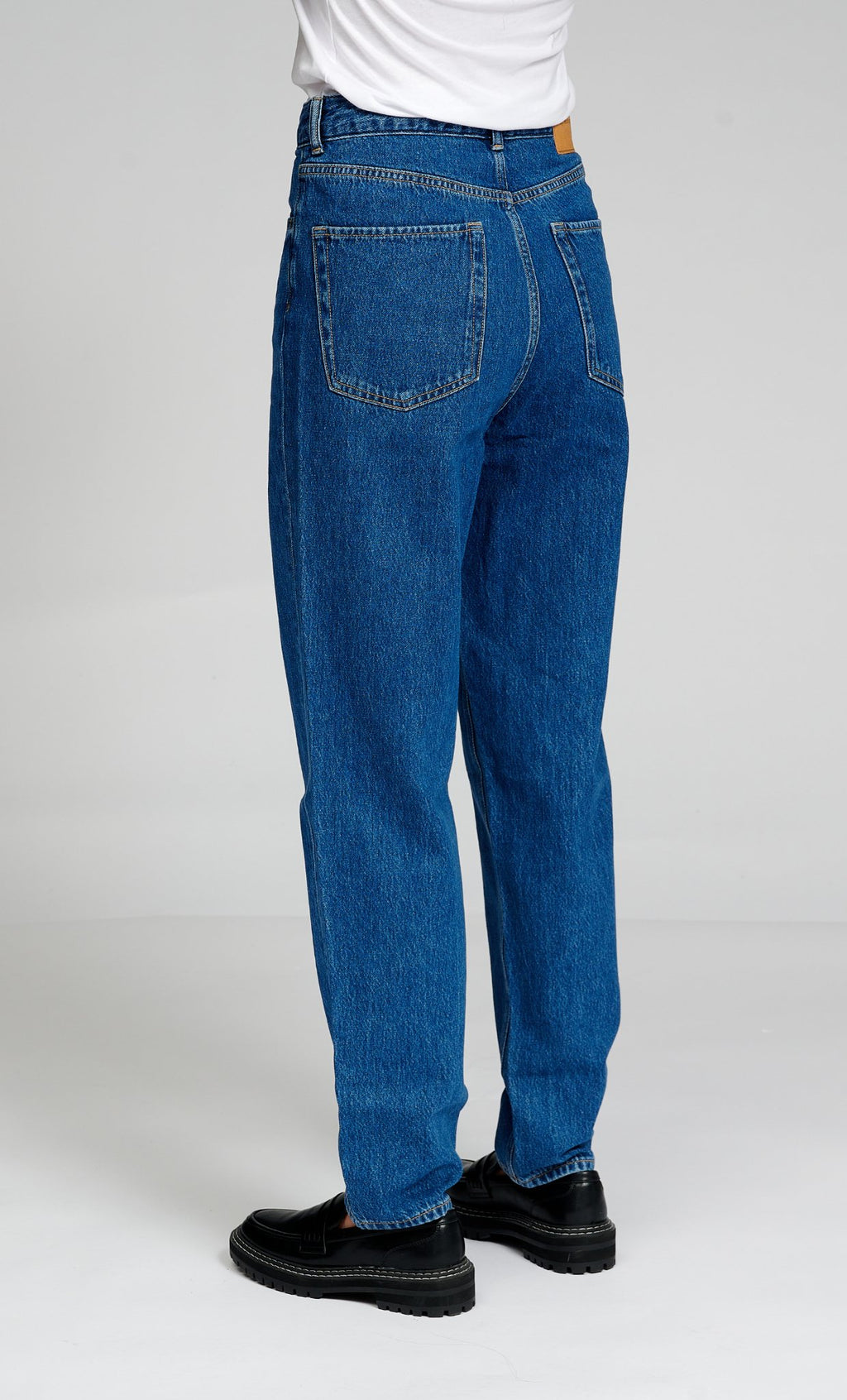 The Original Performance Mama Jeans - mittelblauer Denim