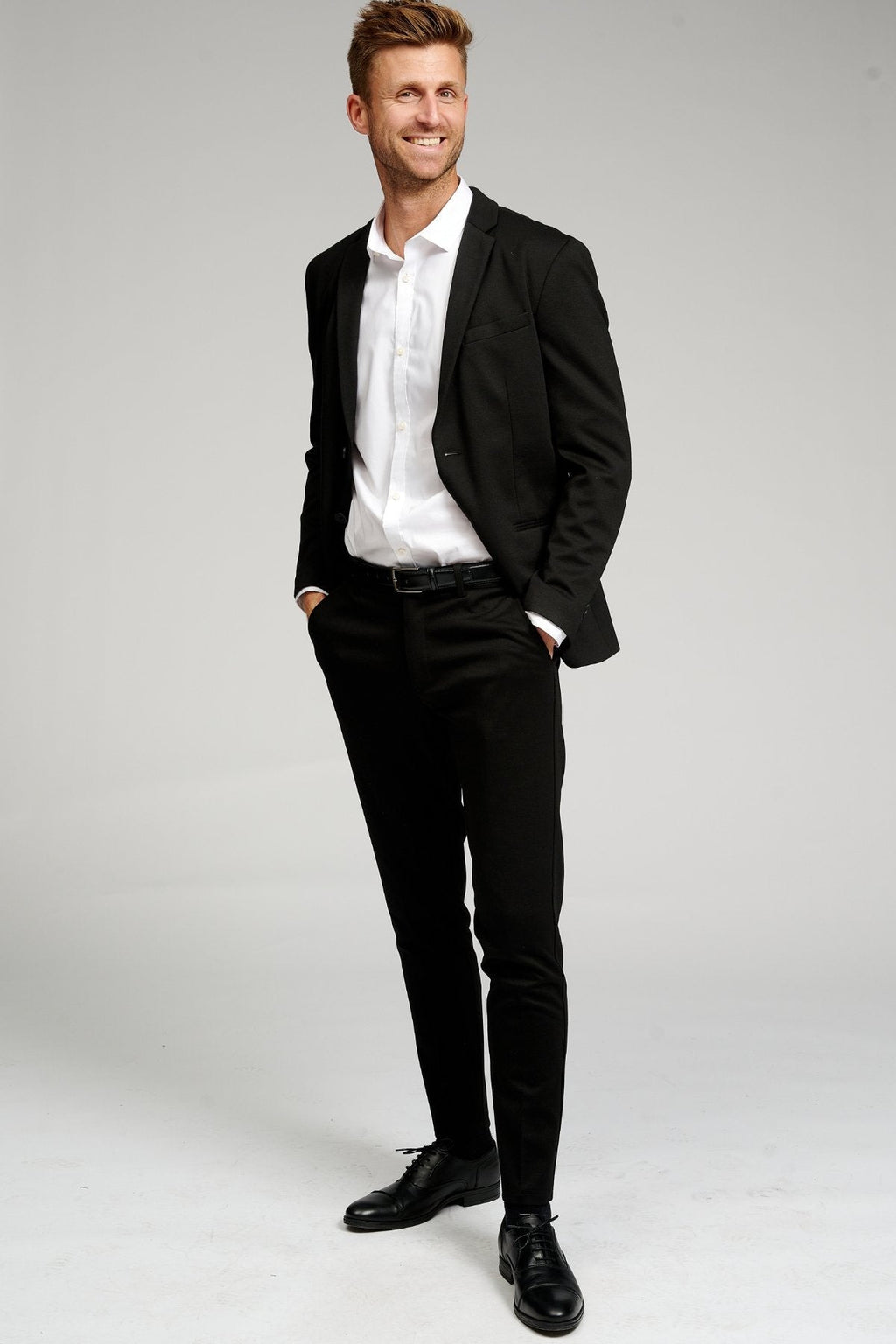 Oversized Anzug (schwarz) - Paketangebot