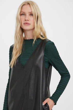 Bella beschichtete Kjole - sortieren