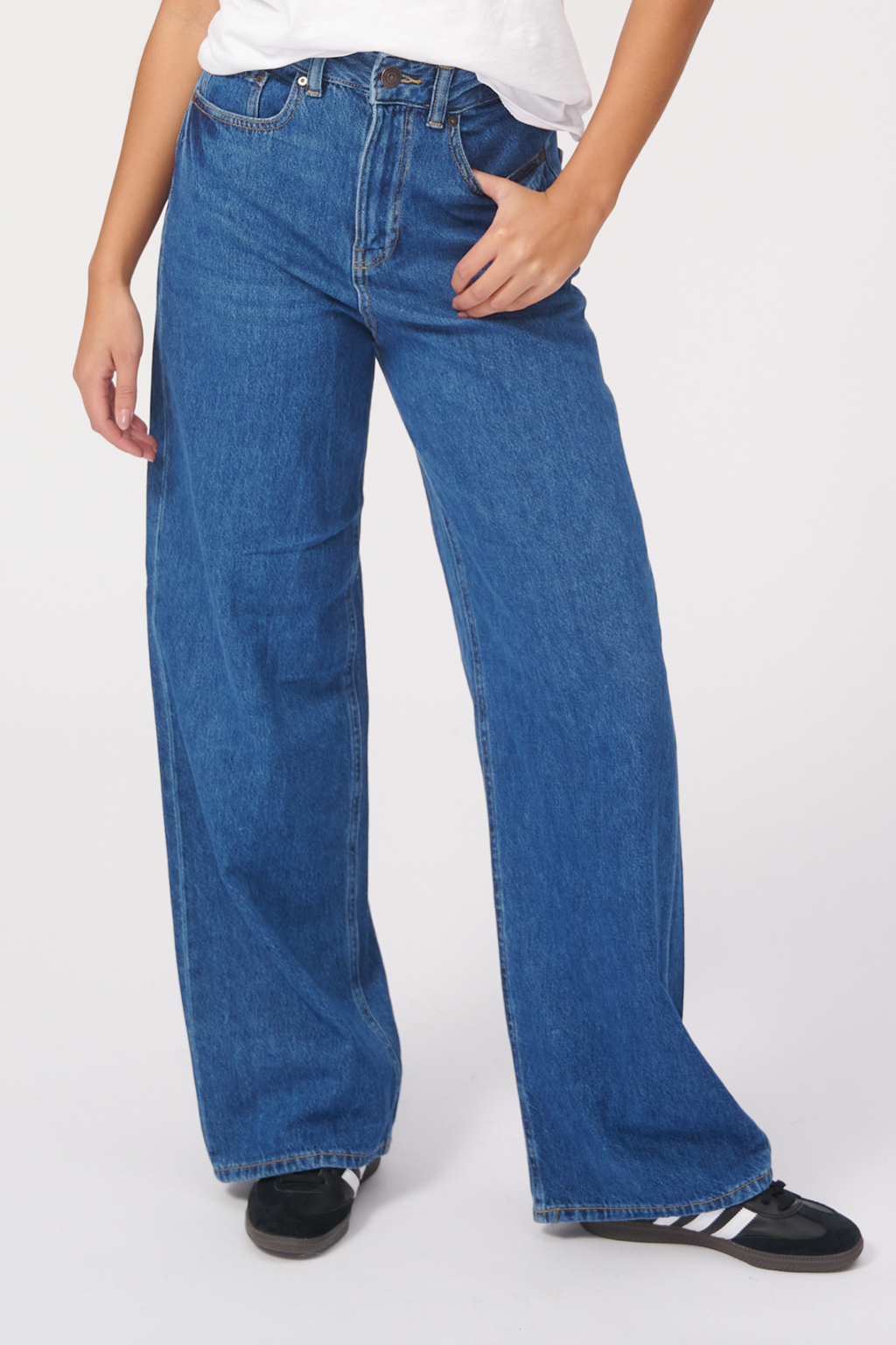 The Original Performance Breite Jeans - mittelblauer Denim