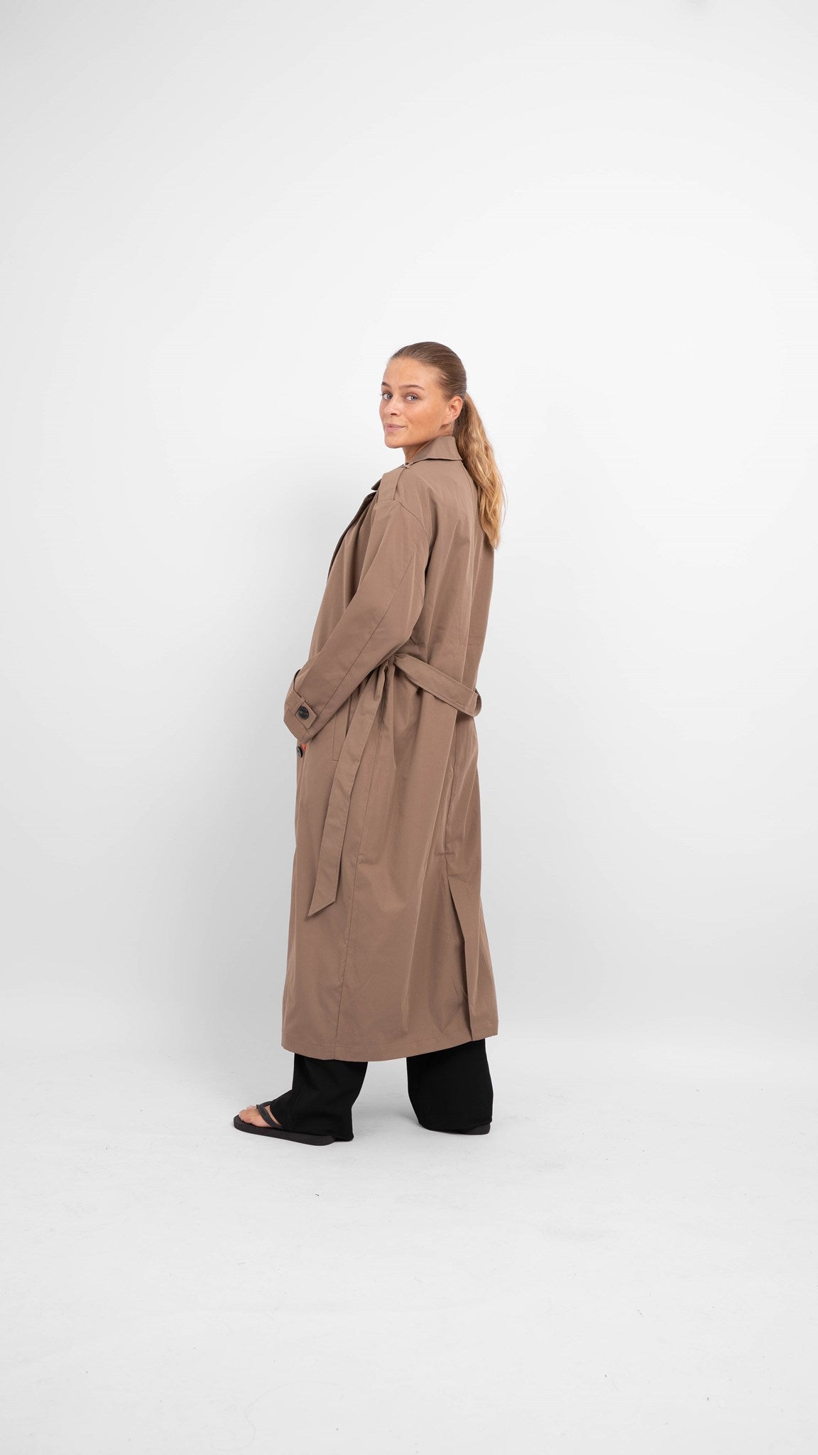 Isabelle Long Trenchcoat - Walnut - ONLY - Braun 2