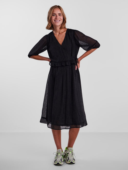 Agana Midi Kjole - Sort - TeeShoppen Group™ - Dress - PIECES