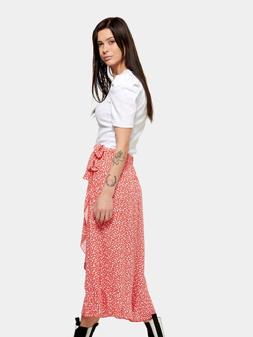 Anna flowered wrap skirt - Red - TeeShoppen Group™ - Skirt - Amis de Copenhague