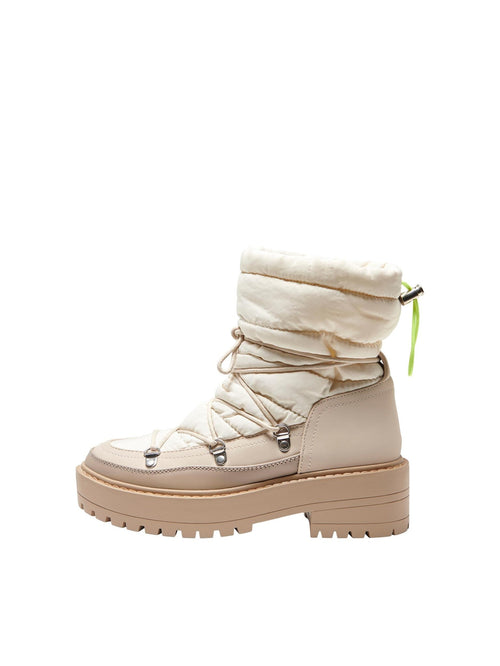 Bandie Moon Boots - White - TeeShoppen Group™ - Shoes - ONLY