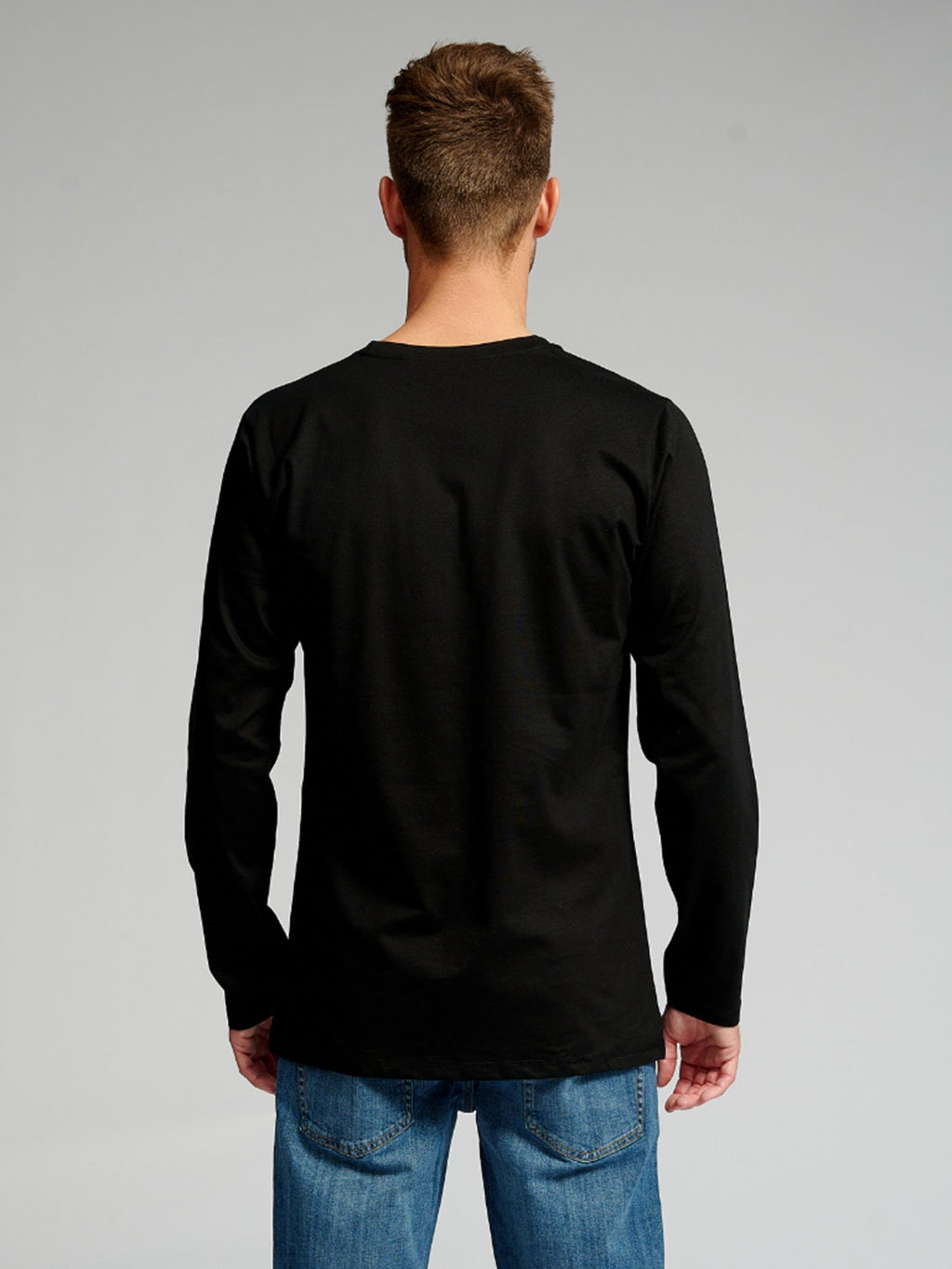 Grundlegend langärmeliges T-Shirt-schwarz