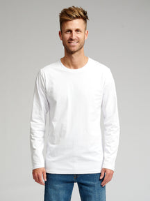 Grundlegend langärmeliges T-Shirt-Weiß