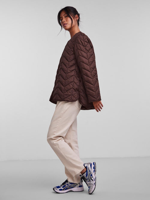 Fawn Short Quilted Jacket - Chicory Coffee - TeeShoppen Group™ - Jacket - PIECES
