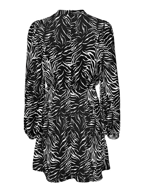Mille Wrap Klänning - Black Vibrant Zebra - TeeShoppen Group™ - Dress - ONLY