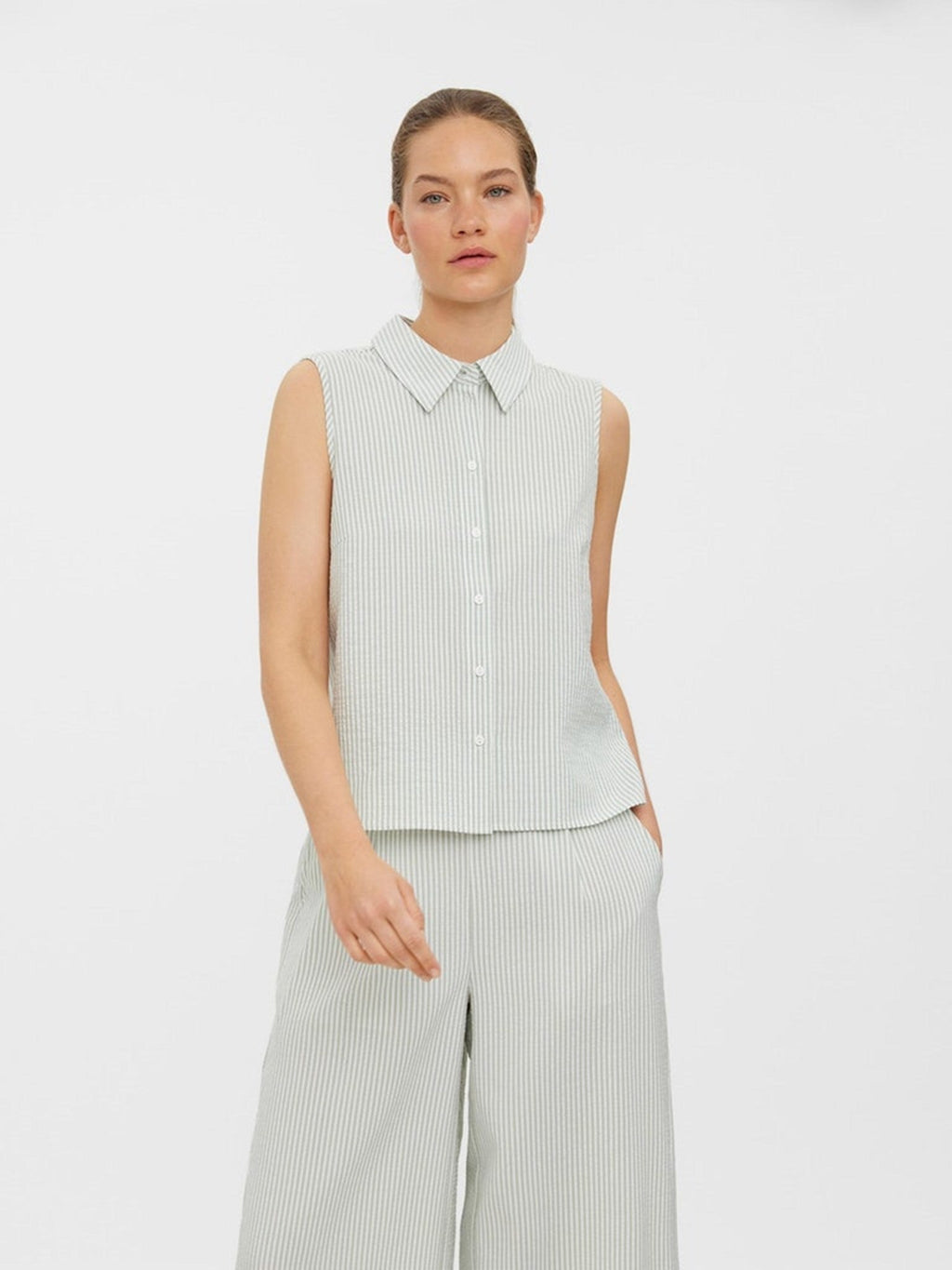 Oca Sleeveless Shirt - Sage