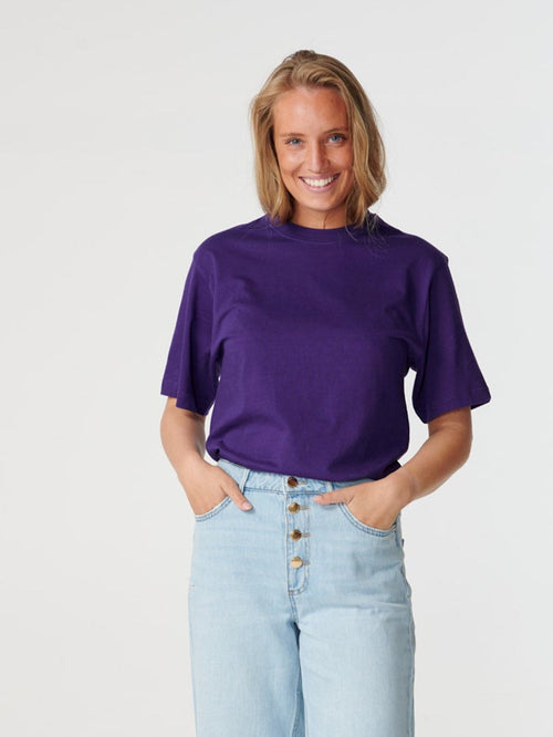 Oversized t-shirt - Violet - TeeShoppen Group™ - T-shirt - TeeShoppen