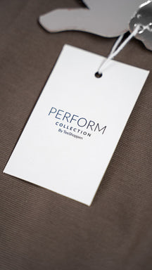 Performance -Shorts - Walnuss