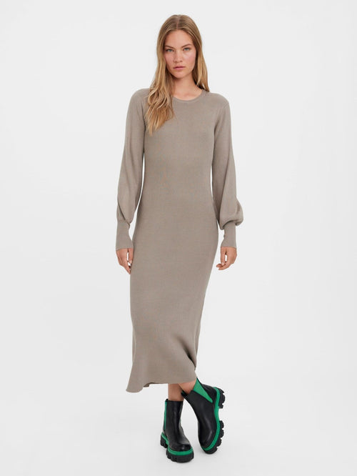 Valor O-Neck knit dress - Roasted Cashew - TeeShoppen Group™ - Dress - Vero Moda